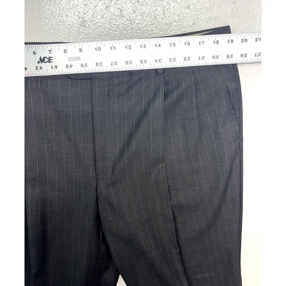 Hickey Freeman 42R 38x30 Gray Tan Stripe 2pc Pant Suit Madison USA Pleated Wool